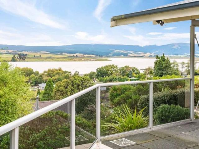 House for rent in Otakou