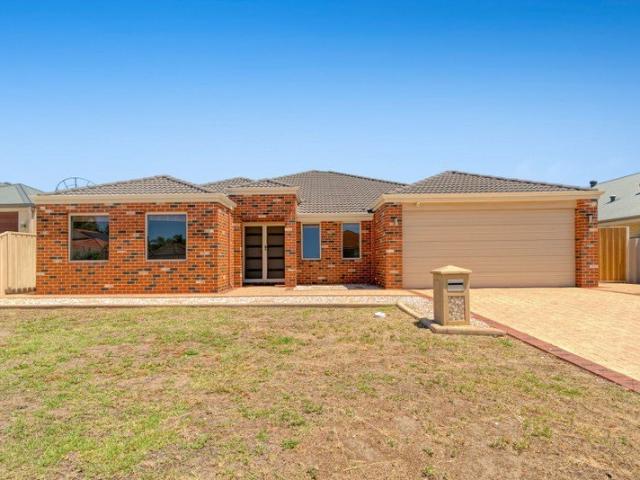 House for rent in Canning Vale, Western Australia