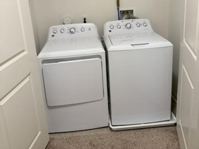 Room for rent in Kendall Park, New Jersey