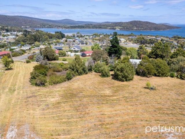 Land for sale in Nubeena, Tasmania