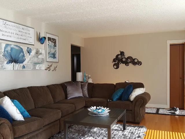 House for rent in Wedgewood, Alberta