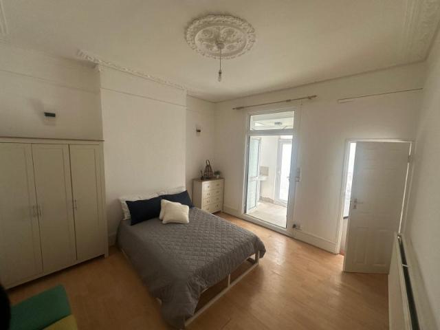 Studio for rent in Harringay, Isle Of Man