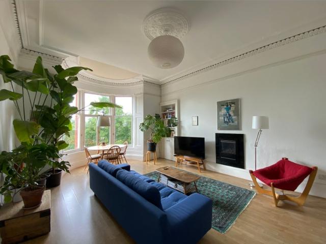 Studio for rent in Shawmoss, Strathbungo