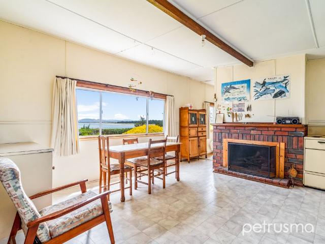 House for rent in Dodges Ferry, Tasmania