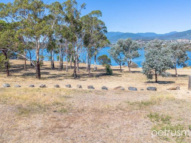 Land for sale in Herdsmans Cove