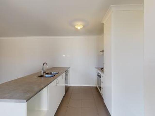 House for rent in Golden Bay