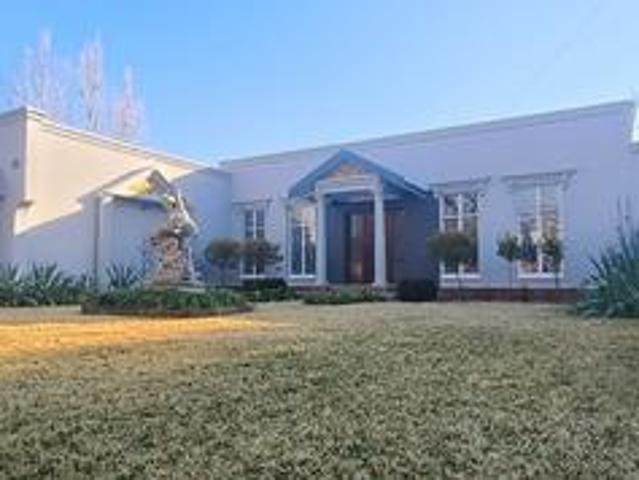 House for sale in Dr Ruth Segomotsi Mompati District Municipality, North West