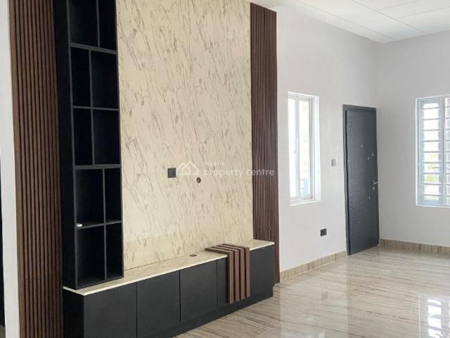 House for sale in Eti Osa, Lagos