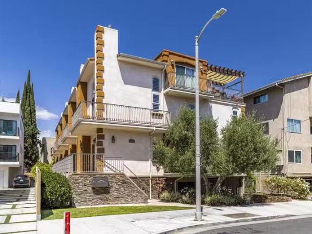 Condo for rent in North Hollywood, North Hollywood Neighborhood Council District