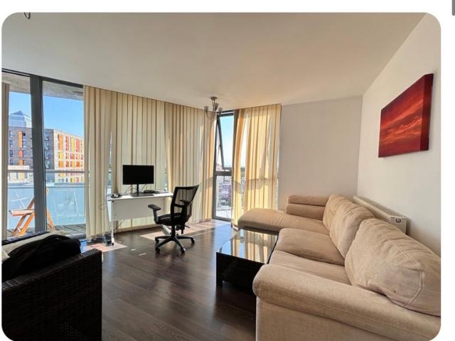 Apartment for rent in Limehouse, Greater London