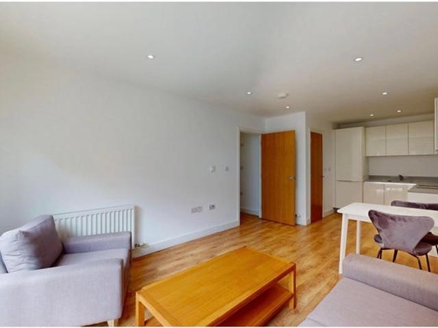 Apartment for rent in Wealdstone, Greater London