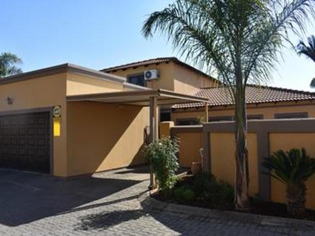 House for sale in Waterkloof, Gauteng