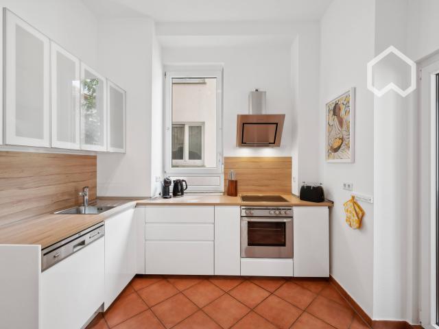 Apartment mieten in Hölderlinplatz, Stuttgart