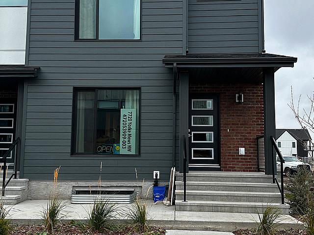 Townhouse for rent in Wedgewood, Alberta