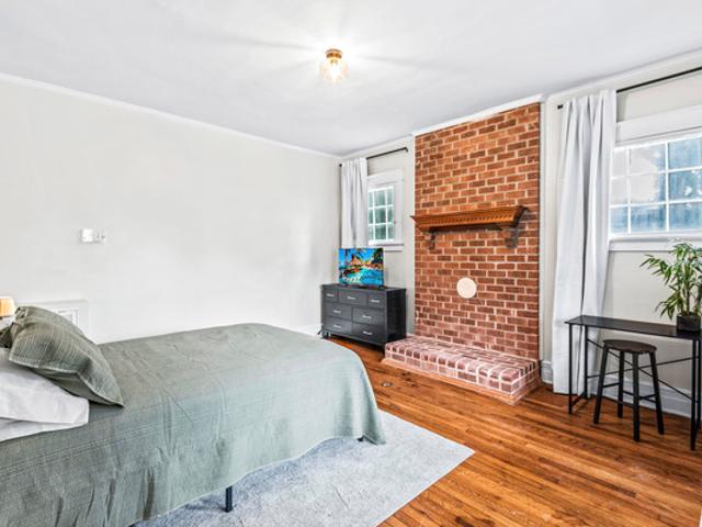 Room for rent in Virginia