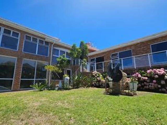 House for sale in Groot Brak Rivier, Western Cape