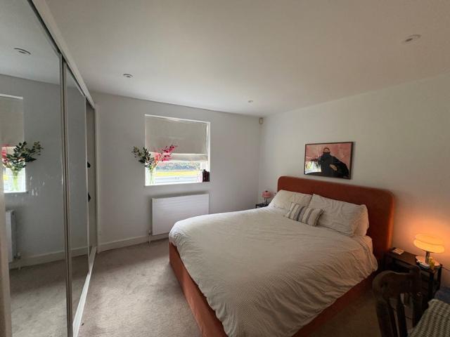 Apartment for rent in London Borough of Merton, Greater London