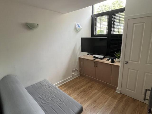Apartment for rent in Braid Hills, Scotland