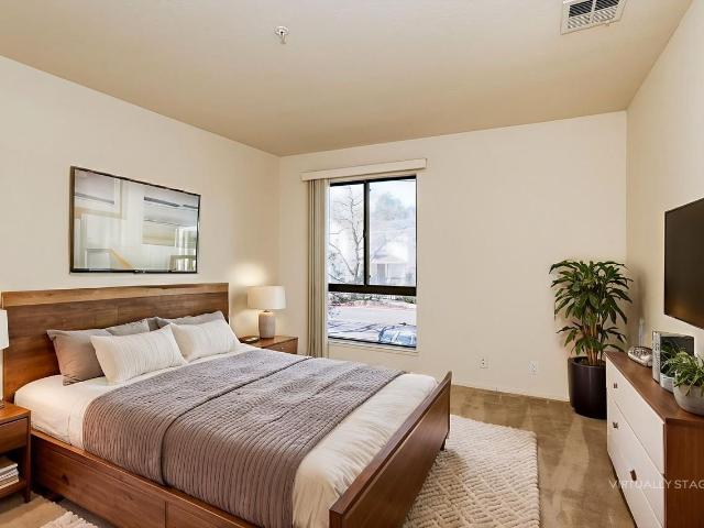 Apartment for rent in California