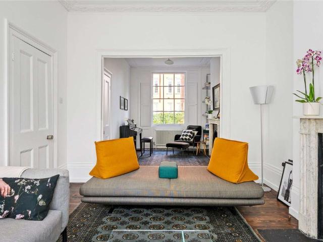 House for rent in Angel, Greater London