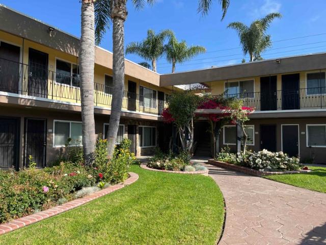 Room for rent in Lawndale, California