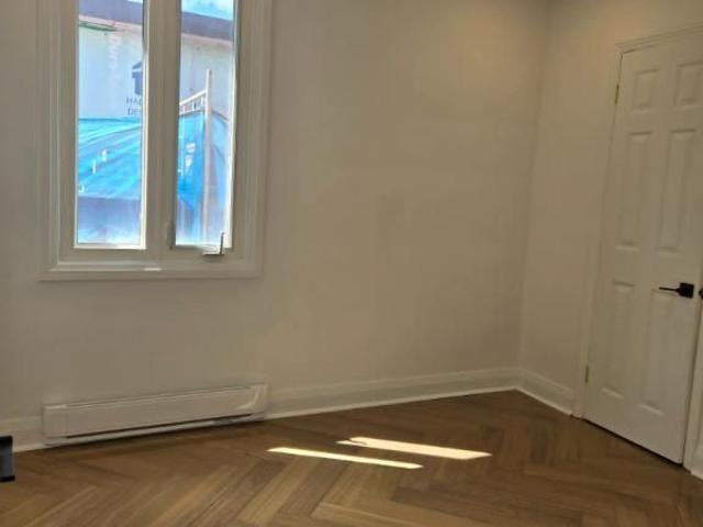 Apartment for rent in St. Leonard's, Quebec