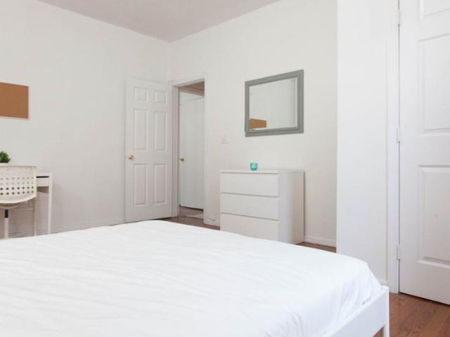 Room for rent in Arverne, New York