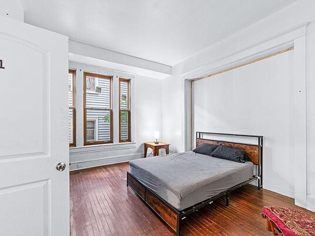 Room for rent in Virginia