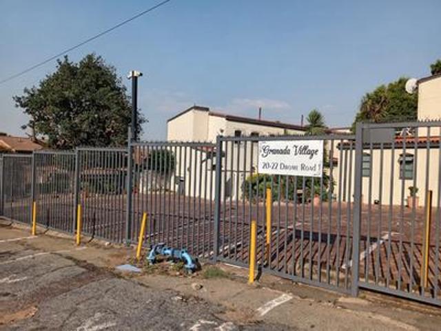 Apartment for sale in Vosloorus, Gauteng