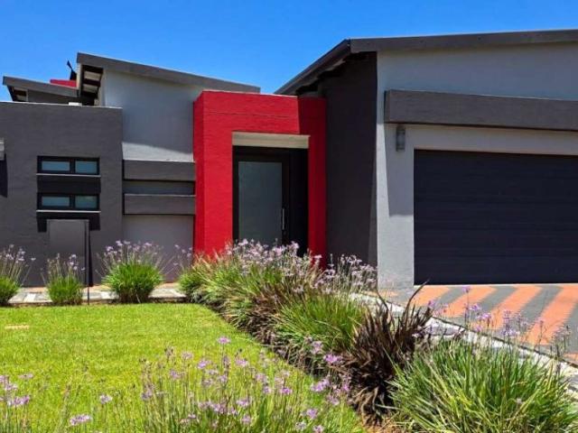 House for rent in Waterkloof, Gauteng