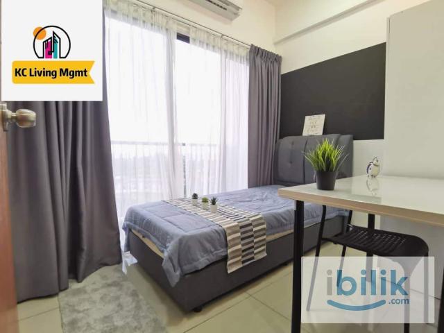 Room for rent in Petaling, Alam Impian