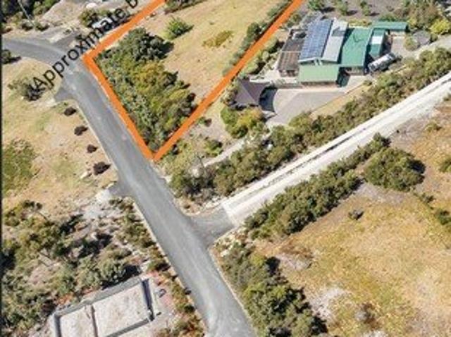 Land for sale in Sisters Beach, Tasmania