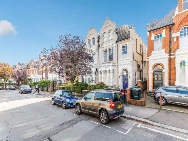 Apartment for rent in Crouch End, Greater London