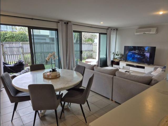Townhouse for rent in Toombul, Queensland