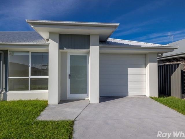 Villa for rent in Forster, New South Wales