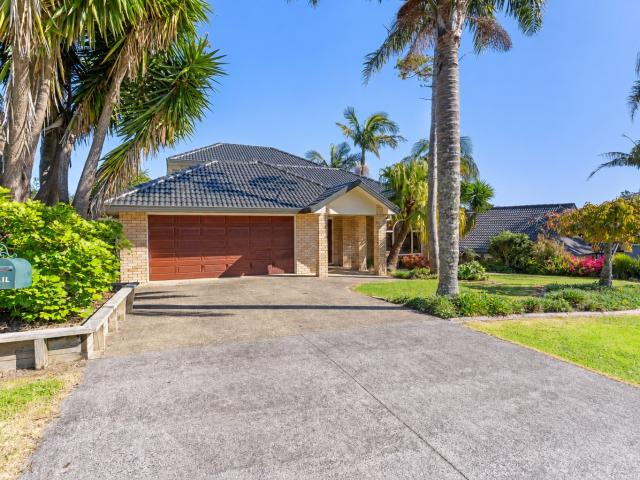 House for rent in The Gardens, Manurewa