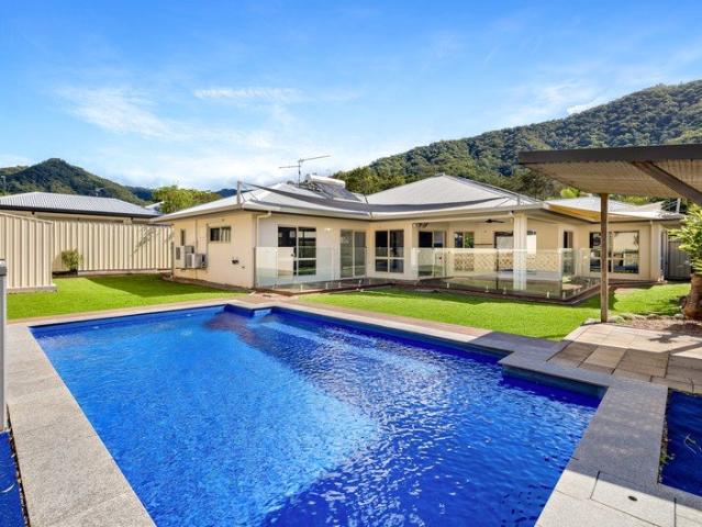 House for sale in Redlynch, Queensland