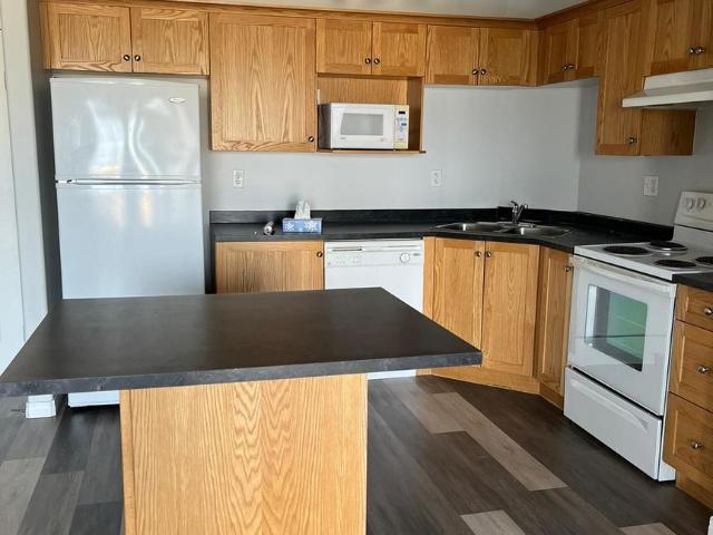 Condo for rent in Wedgewood, Alberta