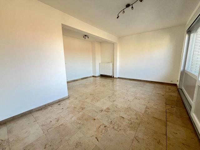 Kot location à Saint-Gilles - Sint-Gillis, Brussel-Hoofdstad - Bruxelles-Capitale