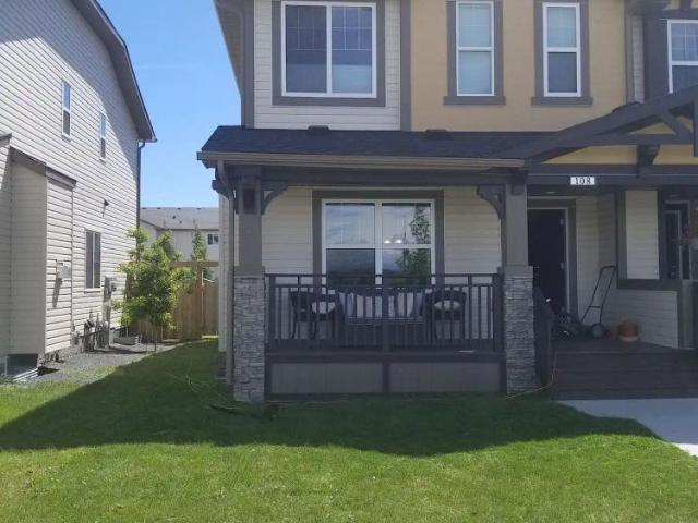 Townhouse for rent in Town of Cochrane, Alberta