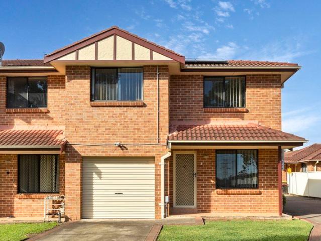 Townhouse for sale in Sydney, New South Wales