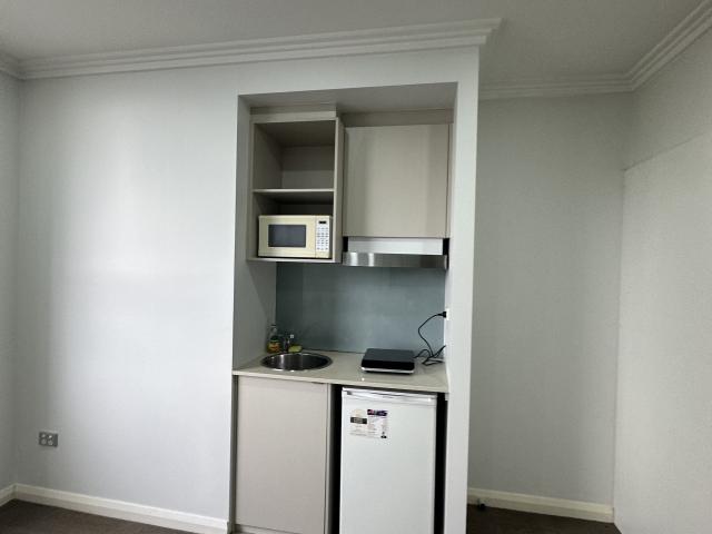 Studio for rent in Rosehill