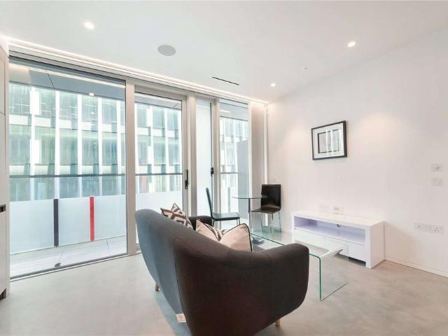 Studio for rent in Victoria, Greater London