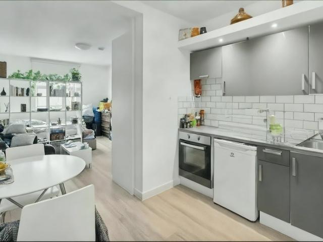 Studio for rent in Harlesden, Greater London