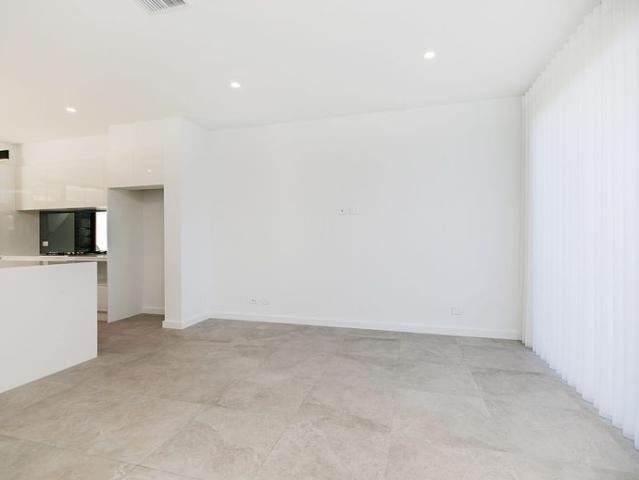 Townhouse for rent in Port Noarlunga, Adelaide