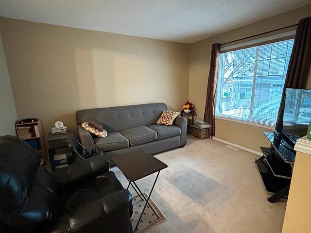 Townhouse for rent in Wedgewood, Alberta