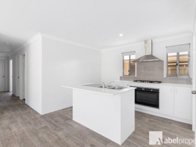 House for rent in Seville Grove, Western Australia