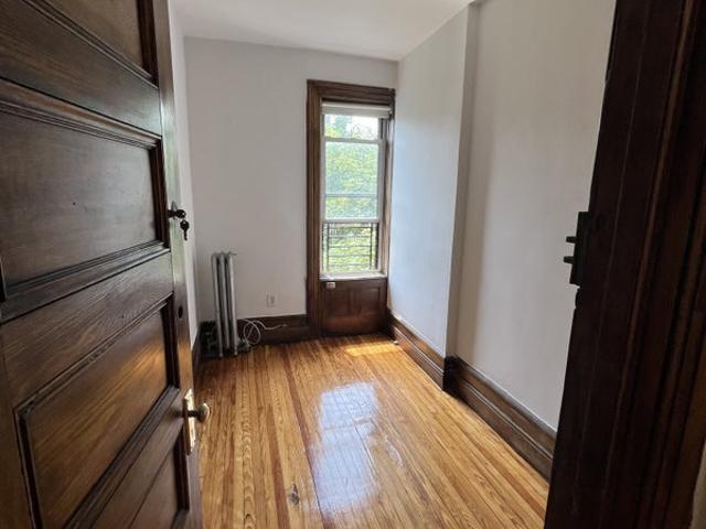 Room for rent in Arverne, New York