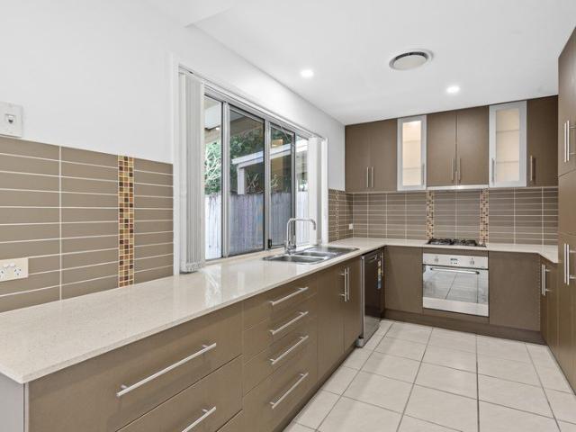 Townhouse for rent in Toombul, Queensland