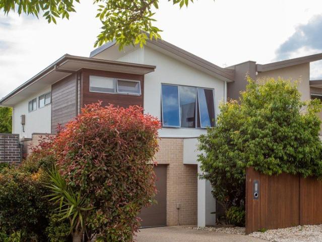 Townhouse for sale in Camerons Creek, Victoria